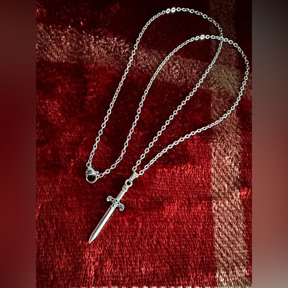 Sword Necklace Dagger Sword Charm Pendant Necklace Chain Brand New - Picture 5 of 7